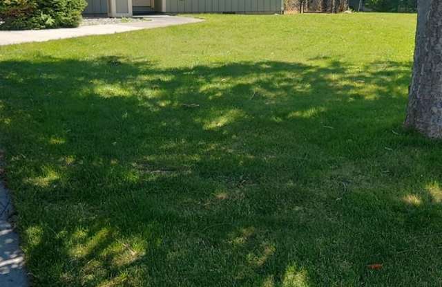July & August Rent FREE - Central Heat & Air/ Garage/ Bonus Room photos photos