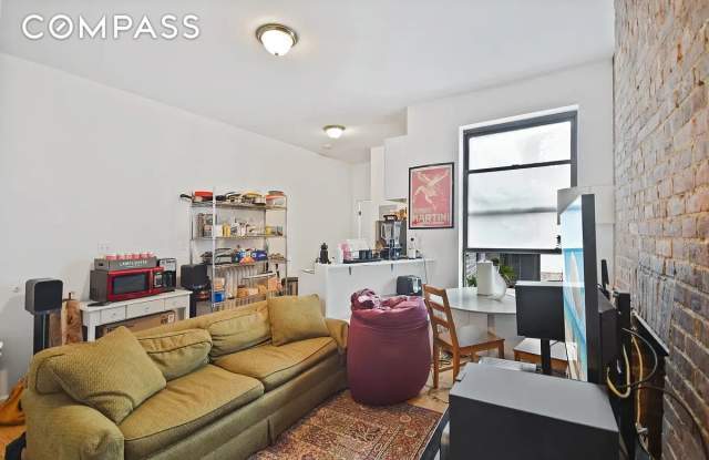 428 Amsterdam Avenue - 428 Amsterdam Avenue, New York City, NY 10024