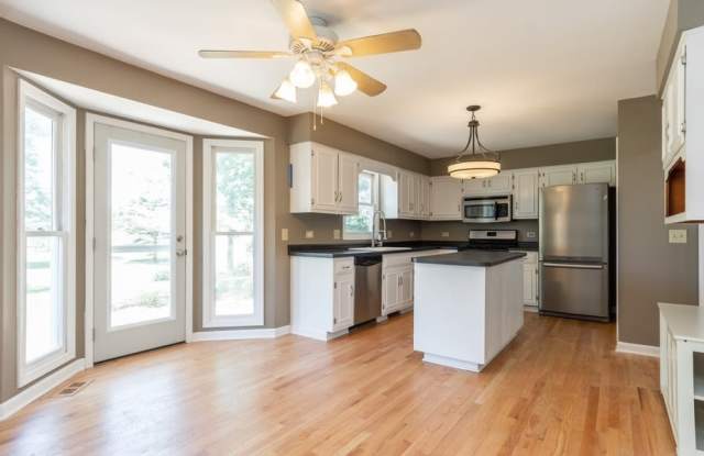 401 Breckenridge Drive Gallery 3