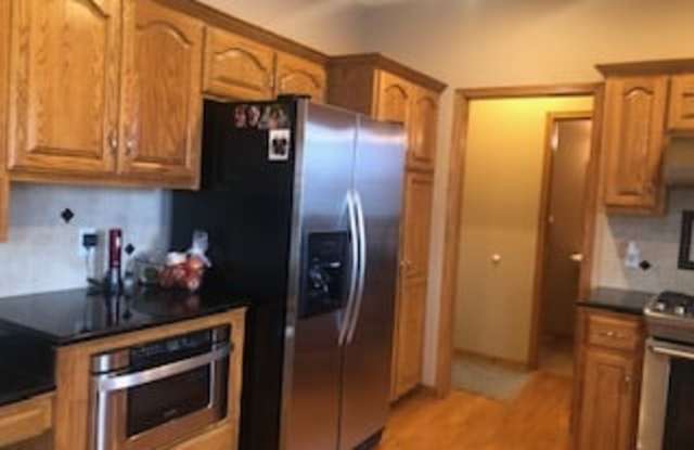 4016 N 161 St Gallery 2