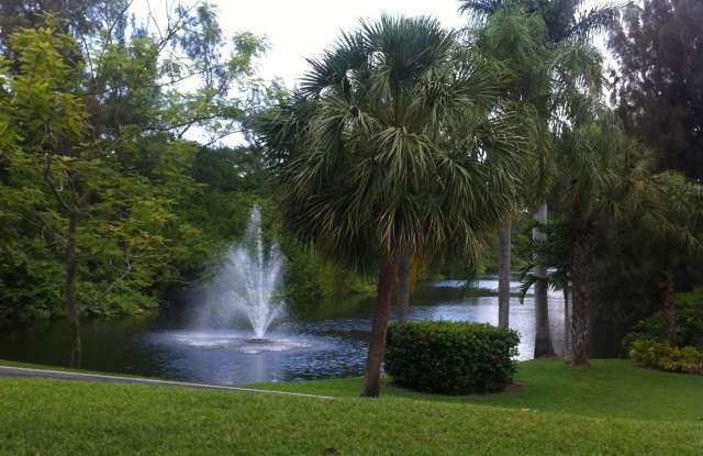 1040 Southeast 14th Place photos photos