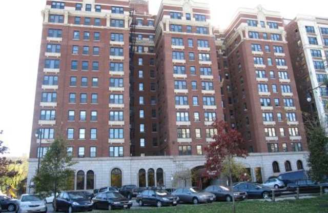 5300 South Shore Drive photos photos