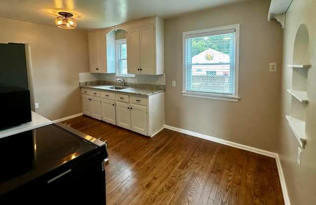 2778 Bellwood Avenue Gallery 4