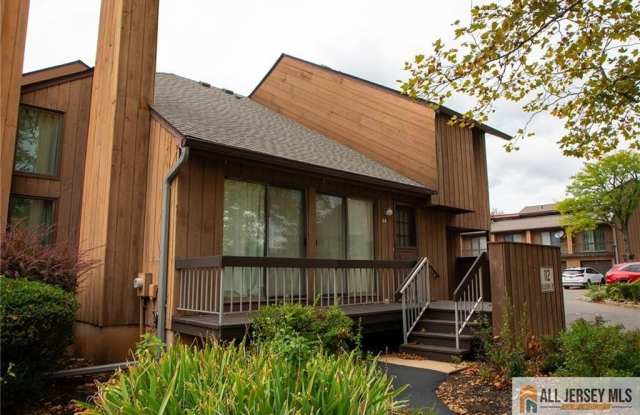 112 Bluebird Drive Gallery 3