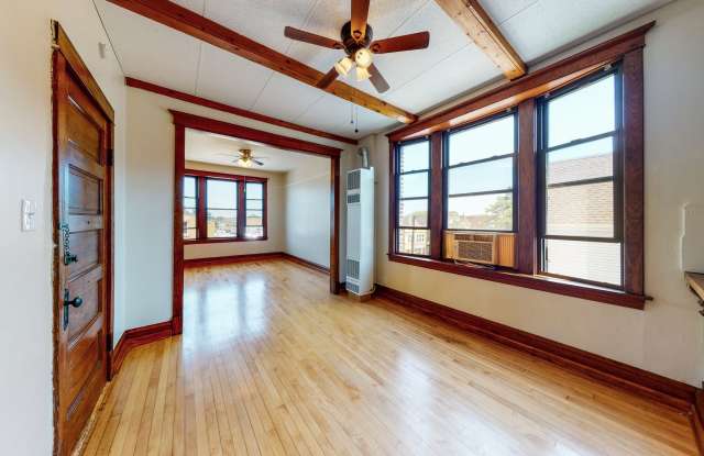 3553 West Belmont Avenue Gallery 2