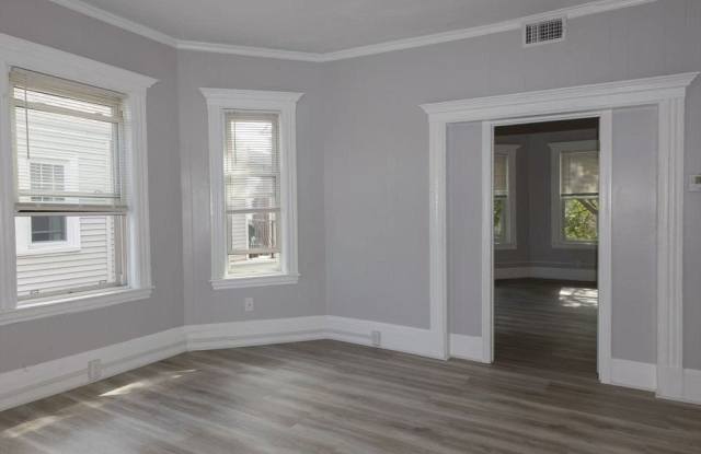 285 Medford St unit: 2 Gallery 4