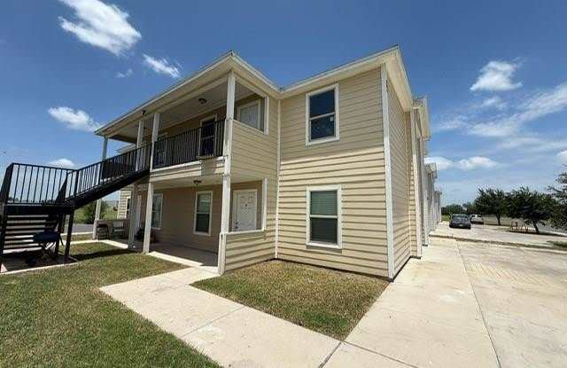 311 E Eisenhower Avenue photos photos