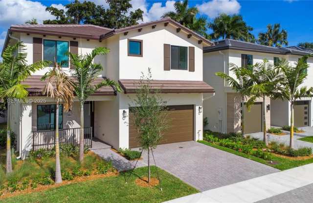 1419 SW 23rd St photos photos