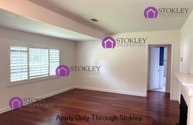 158 Cameo Drive Gallery 2