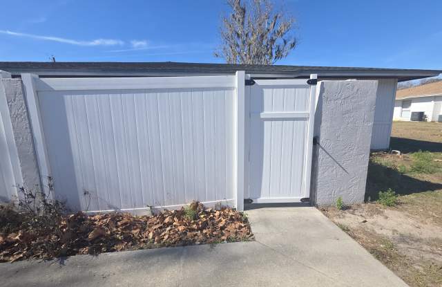 5445 Southeast 30th Place - B - 5445 Southeast 30th Place, Marion County, FL 34480