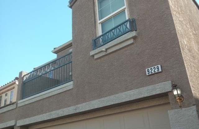 9229 MILLIKAN Avenue Gallery 1