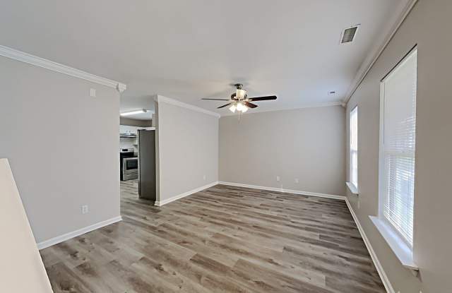 124 Red Feather Court Gallery 3