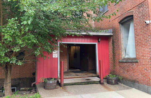 464 Pratt St Extension Gallery 2