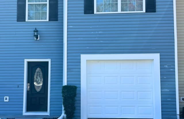 Updated 3/2 close to I95 - 818 Davis Avenue, Kingsland, GA 31548