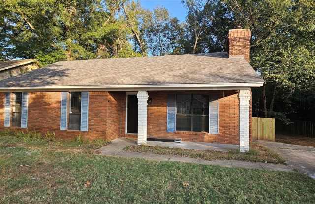 1214 Camellia Woods Court - 1214 Camellia Woods Court, Prattville, AL 36067