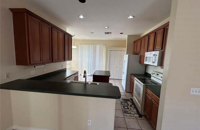 6720 IMPERIAL OAK Lane Gallery 4