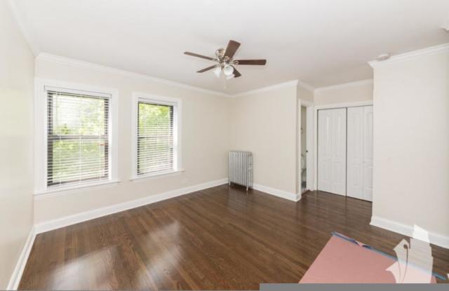 1056 W Lill photos photos