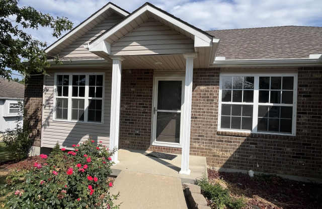 723 Iron Horse Drive Gallery 2