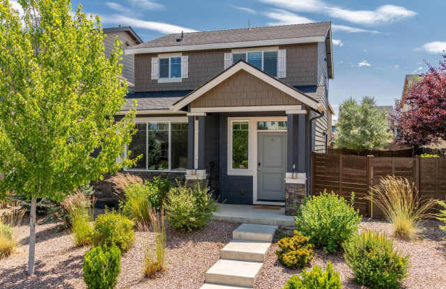 Newer 3 Bedroom, 2.5 Bath Home with Community Pool & Park photos photos