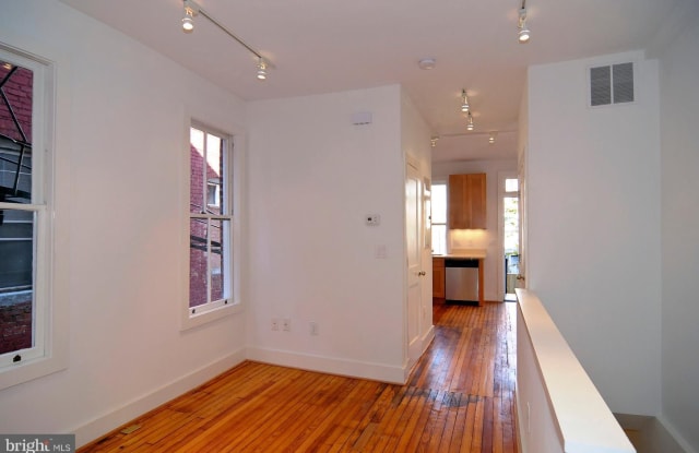 749 PARK ROAD NW Gallery 3