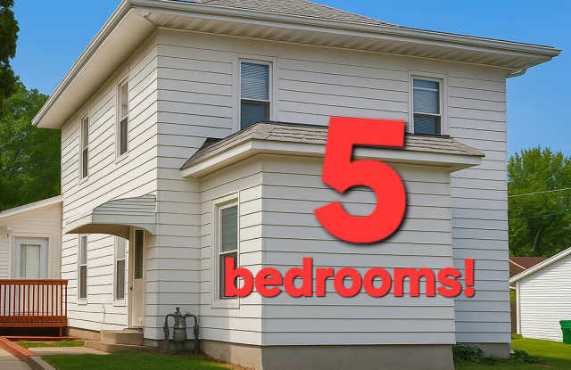 111 7th St Ne - 111 7th Street Northeast, Independence, IA 50644 111 7th St Ne - 111 7th Street Northeast, Independence, IA 50644