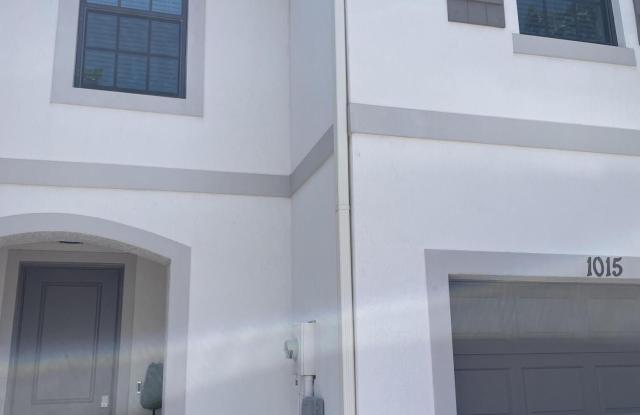 1015 Willow Place photos photos