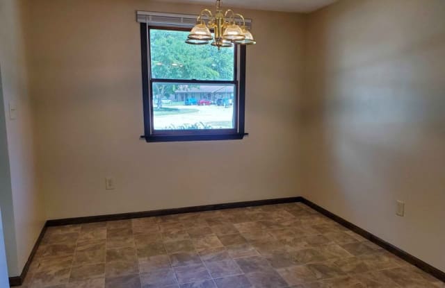 605 Devonshire Drive - 605 Devonshire Drive, Celina, OH 45822