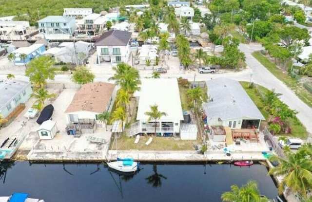 314 Loeb Avenue - 314 Loeb Avenue, Key Largo, FL 33037
