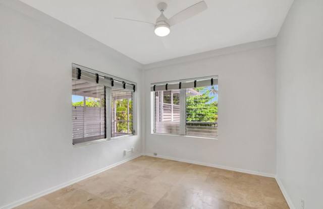 218 Worth Ave photos photos