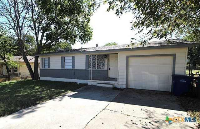 2107 Brantley Avenue photos photos