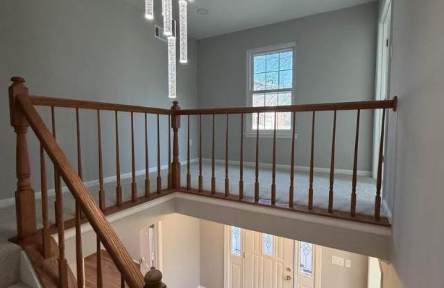 6111 RICHMANOR Terrace Gallery 2