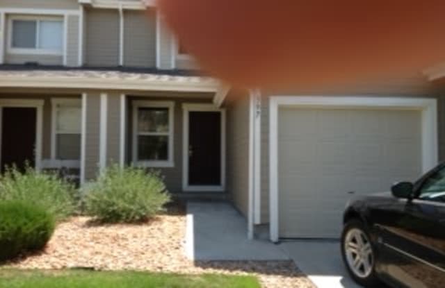 397 Smith Cir - 397 Smith Circle, Erie, CO 80516