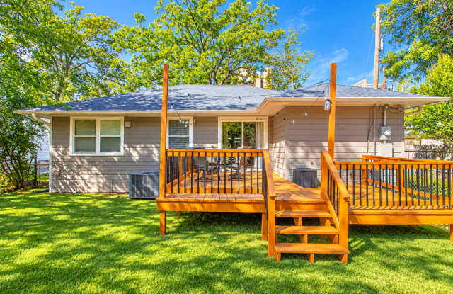 Charming, Fully Furnished Home Steps from UAMS — 507 UAMS Boulevard, Little Rock, AR 72205 Gallery 1