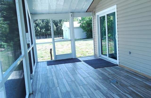 7257 Victory Road Gallery 3