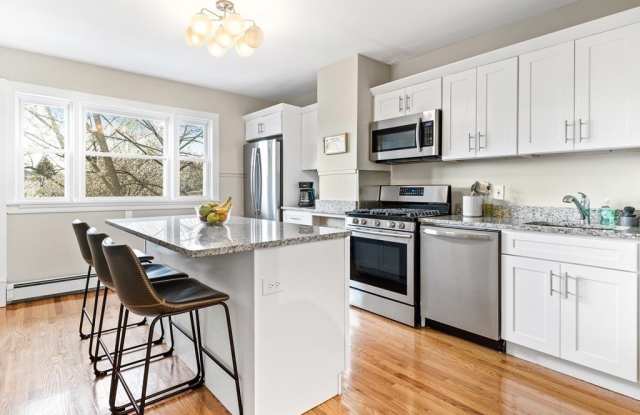 30 Putnam St photos photos