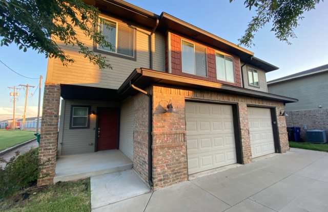 3 Bedroom 2.5 Bath in DEER CREEK SCHOOLS * Contact Info Below * photos photos 3 Bedroom 2.5 Bath in DEER CREEK SCHOOLS * Contact Info Below * photos photos