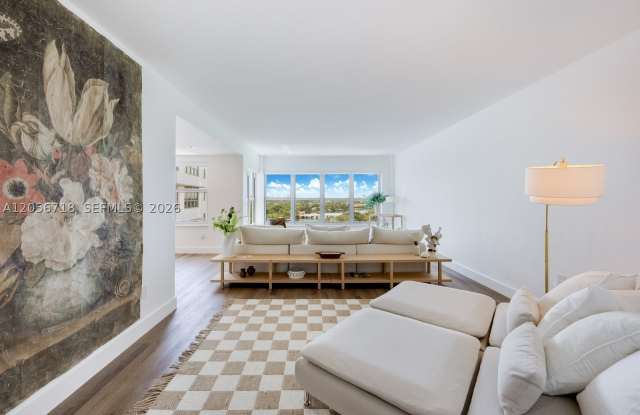 9102 W Bay Harbor Dr Gallery 2