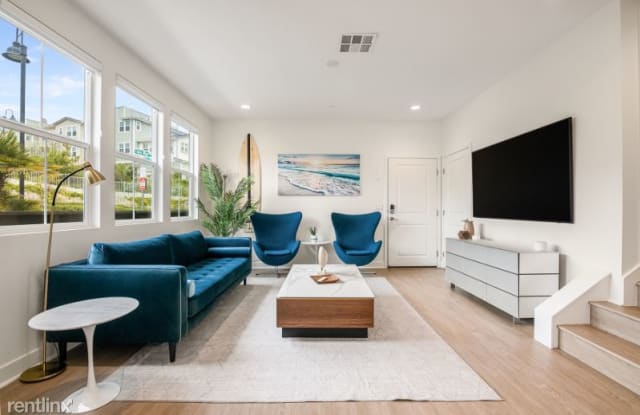 1101 Makena Way - 1101 Makena Way, Oceanside, CA 92054