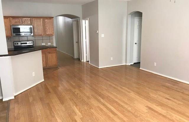 506 Niagara Falls Drive Gallery 4