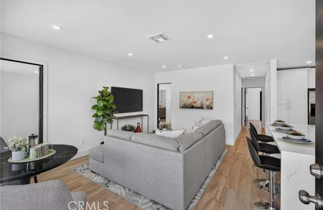 1223 West 23rd Street Gallery 2