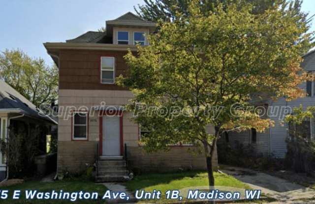 1975 E Washington Ave photos photos