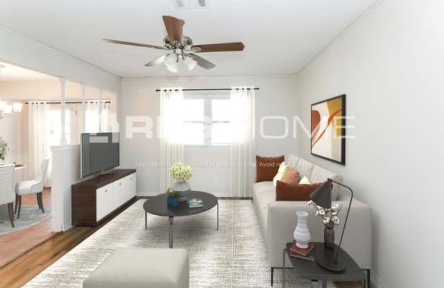 1319 Atlanta Circle Gallery 2