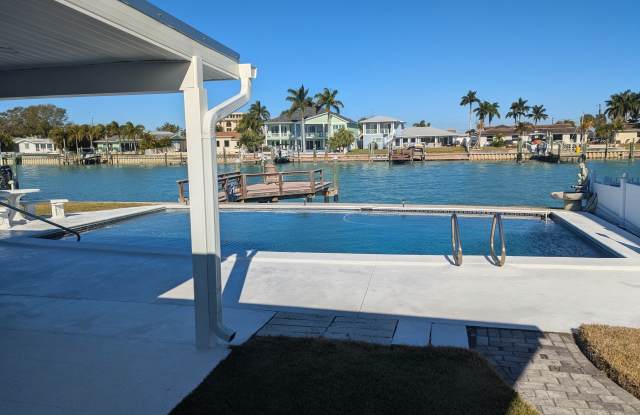 820 Capri Boulevard photos photos