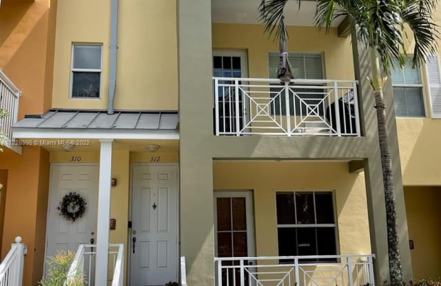 312 SW 14th Ave - 312 SW 14th Ave, Fort Lauderdale, FL 33312