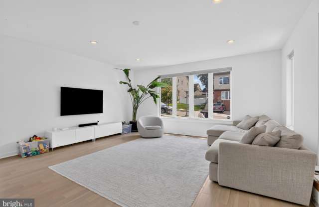 7354 RIDGE Avenue Gallery 2