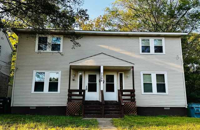 A Great Living Space in the Heart of the City! photos photos