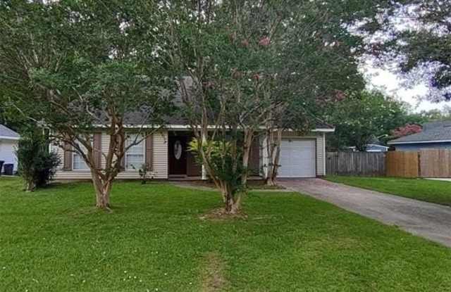 31 WICKFIELD Drive photos photos