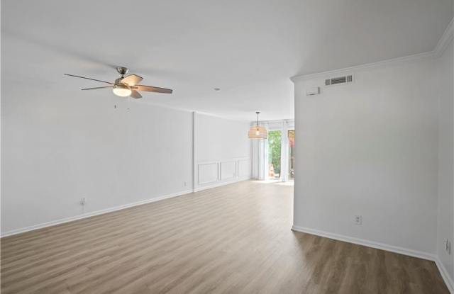 2825 Northeast Expressway Gallery 4