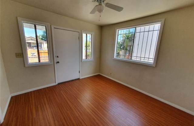 1246 70 Street Gallery 3