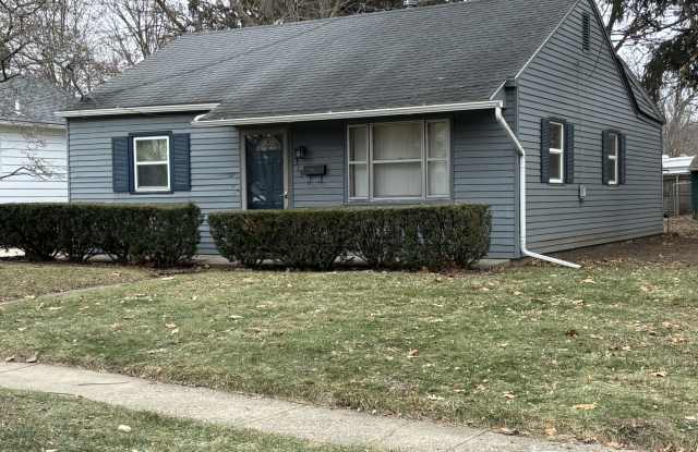 313 East North Street photos photos